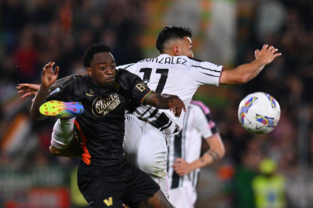 广东男篮在CBA俱乐部杯将迎战武汉赛区对手，阵容较齐，但因伤病缺阵四名主力，仍有望争夺晋级名额。