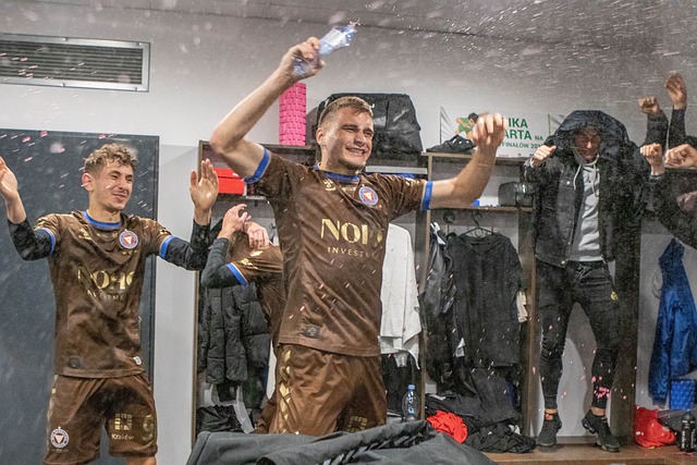 在现代NB 在现代NB